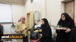 تقدیر و تجلیل از اساتید پردیس فاطمه الزهرا (س) یزد در دهه سرآمدی آموزش و گرامیداشت مقام معلم
 7