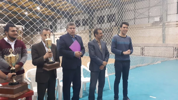 در هفته سراهای دانشجویی برگزار شد:

رقابت های والیبال دانشجو معلمان پردیس شهیدان پاکنژاد 4