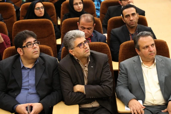 موفقیت ارزشمند گروه "مجاهدان بیان" از پردیس شهیدان پاک نژاد در مسابقات مناظره دانشجویی دانشگاه های استان یزد
 4