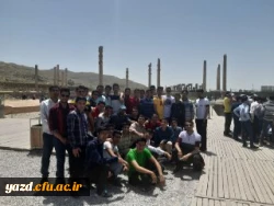 اردوی علمی – تفریحی دانشجویان رشته زبان و ادبیات فارسی دانشگاه فرهنگیان یزد به شیراز 6