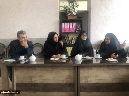 تجلیل از مدارس مجری طرح کارورزی توسط مسئولین آموزش و پرورش و پردیس فاطمه الزهرا (س) یزد
 2