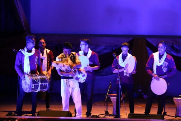 با حضور مسئولان، اساتید و دانشجومعلمان برگزار شد:

جشن ویژه هفته مقام معلم در دانشگاه فرهنگیان یزد ویژه دانشجو معلمان پردیس شهیدان پاک نژاد 
 14