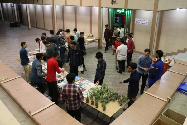 با حضور مسئولان، اساتید و دانشجومعلمان برگزار شد:

جشن ویژه هفته مقام معلم در دانشگاه فرهنگیان یزد ویژه دانشجو معلمان پردیس شهیدان پاک نژاد 
 15