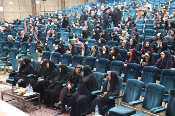 در دانشگاه فرهنگیان استان یزد برگزار شد:

مراسم بزرگداشت مقام استاد و معلم ویژه دانشجو معلمان پردیس فاطمه الزهرا (س)
 10