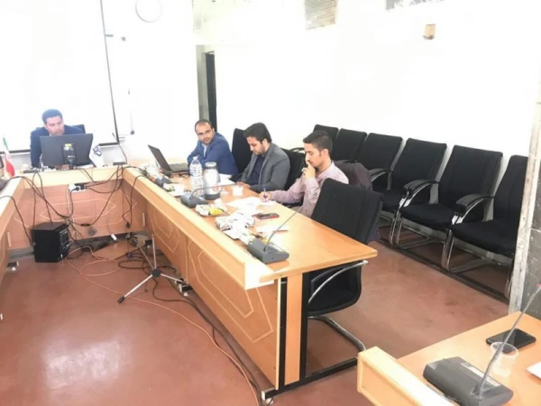 نشست تخصصی اساتید و نومعلمان برتر در دانشگاه فرهنگیان یزد 
 8