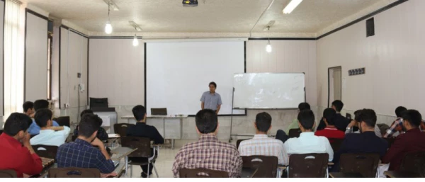 برگزاری کارگاه آموزشی نقد فیلم در پردیس شهیدان پاک نژاد یزد
 2