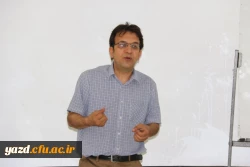 برگزاری کارگاه آموزشی نقد فیلم در پردیس شهیدان پاک نژاد یزد
 4