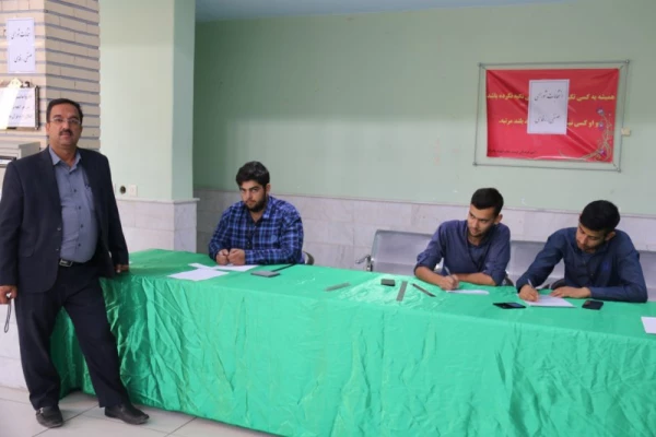 جلوه ای مهم از مشارکت دانشجو معلمان:

برگزاری انتخابات شورای صنفی دانشجومعلمان پردیس های دانشگاه فرهنگیان یزد
 17