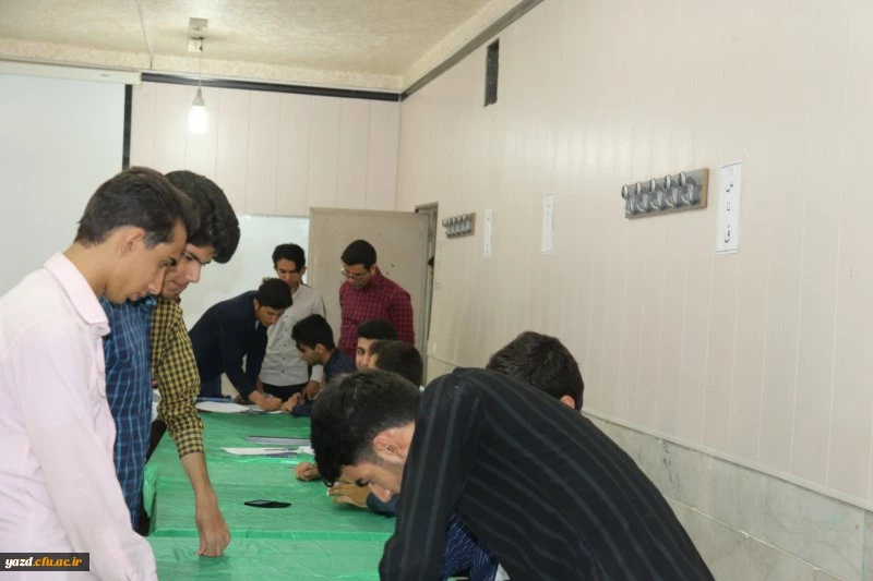 برگزاری دور دوم انتخابات شورای صنفی دانشجومعلمان پردیس شهیدان پاک نژاد یزد       
 8