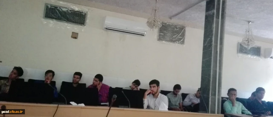 برگزاری کارگاه آموزشی کمک های اولیه در پردیس شهیدان پاک نژاد یزد
 2