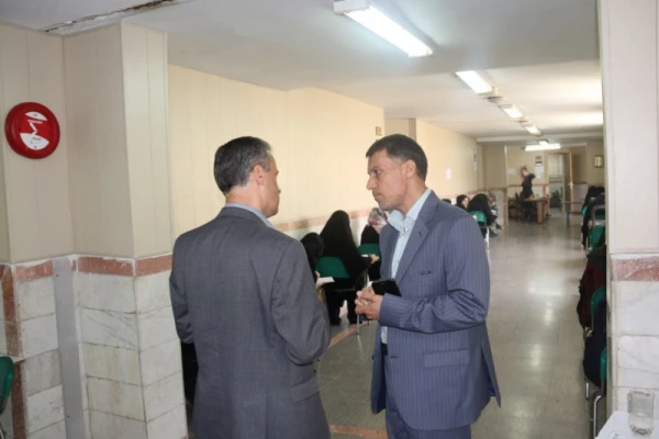 بازدید مدیر امور پردیس های استانی از روند برگزاری امتحانات پایان نیمسال دوم پردیس های استان یزد
 3