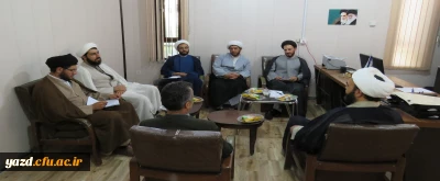 نشست صمیمی ائمه محترم جماعت پردیس های استان یزد با مدیریت استان و مسئول نهاد