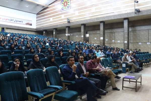 نشست مهارت آموزان ماده 28 ورودی 1397 با سرپرست دانشگاه فرهنگیان یزد
 7