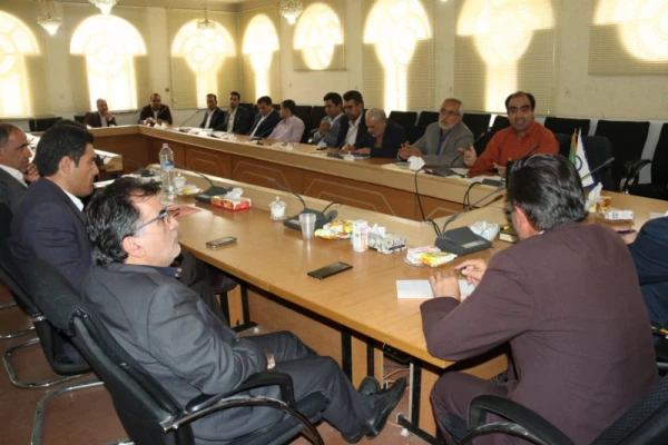 نشست اعضای هیئت علمی پردیس های استان یزد با مدیران حوزه معاونت آموزشی و تحصیلات تکمیلی دانشگاه فرهنگیان 
 6