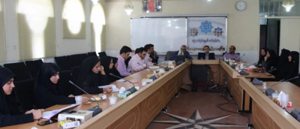 نشست مسئولین دانشگاه فرهنگیان یزد با اعضای جدید شورای صنفی پردیس های استانی
 2