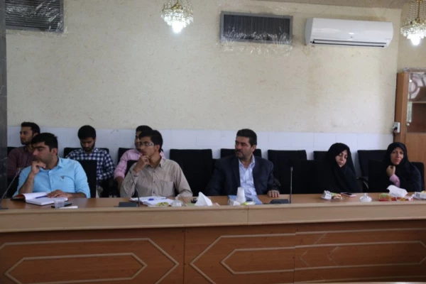 برگزاری جلسه تودیع و معارفه مسئولین بسیج دانشجویی پردیس های دانشگاه فرهنگیان استان یزد
 7