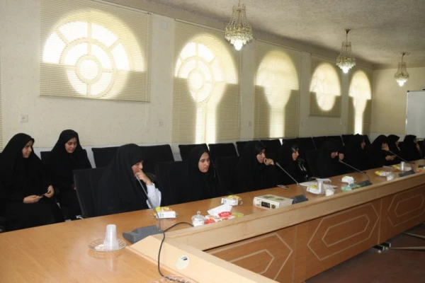 برگزاری جلسه تودیع و معارفه مسئولین بسیج دانشجویی پردیس های دانشگاه فرهنگیان استان یزد
 8