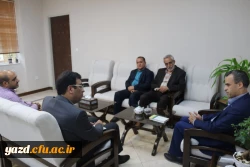 دیدار مسئولان دانشگاه فرهنگیان یزد با مدیر کل فرهنگ و ارشاد اسلامی استان
 4