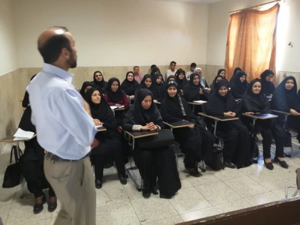 برگزاری کارگاه های حضوری دوره فرهنگی ویژه مهارت آموزان ورودی 97

 9