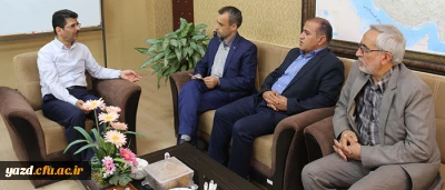 در ادامه پیگیری تامین فضای فیزیکی پردیس حضرت فاطمه الزهرا(س) یزد انجام گرفت:

نشست مسئولان دانشگاه فرهنگیان یزد با رییس سازمان مدیریت و برنامه ریزی استان