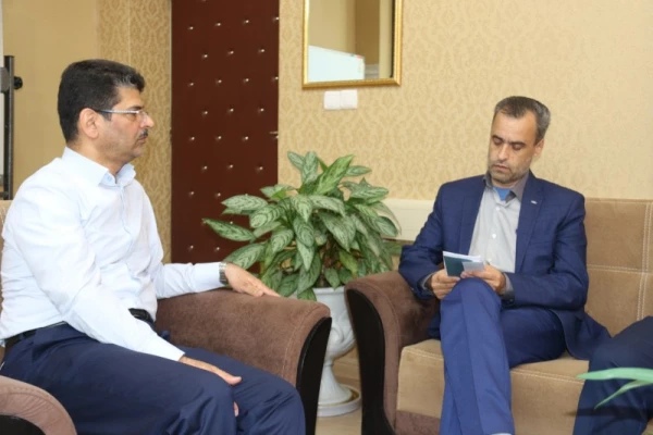 در ادامه پیگیری تامین فضای فیزیکی پردیس حضرت فاطمه الزهرا(س) یزد انجام گرفت:

نشست مسئولان دانشگاه فرهنگیان یزد با رییس سازمان مدیریت و برنامه ریزی استان 3