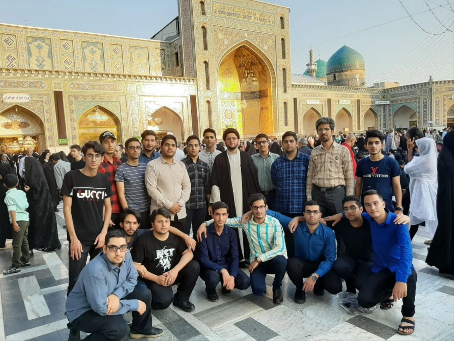 به همت هیئت محبان الزهراء برادران و هیئت بیت الزهرا (س) خواهران دانشگاه فرهنگیان یزد برگزار شد:
 اردوی معرفتی و زیارتی مشهد مقدس  3