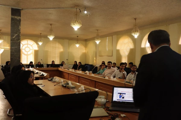 مؤسسه امتداد اندیشه با همکاری دانشگاه فرهنگیان یزد برگزار کرد:

کارگاه آموزشی تولید محتوای الکترونیکی با نرم افزار iSpring
 6