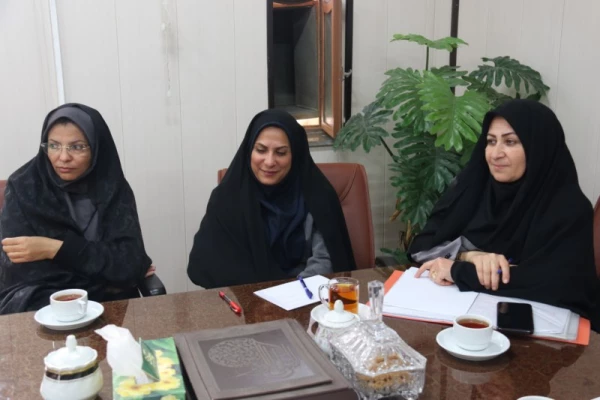 برگزاری جلسه هماهنگی جهت برنامه ریزی ترم اول سال تحصیلی 99- 98 
 4