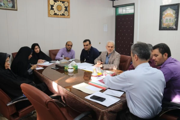 برگزاری جلسه هماهنگی جهت برنامه ریزی ترم اول سال تحصیلی 99- 98 
 7