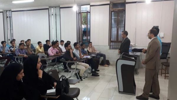 موسسه مردمی امتداد اندیشه با همکاری دانشگاه فرهنگیان یزد برگزار کرد:

دومین کارگاه آموزشی تابستانی توانمندسازی دانشجومعلمان و نومعلمان با موضوع آیین سخنوری و فن بیان 3