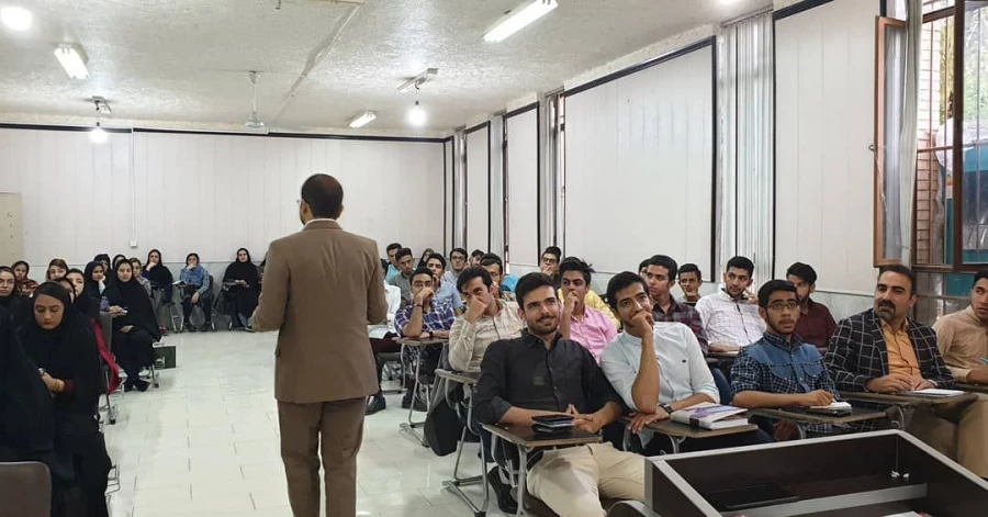 موسسه مردمی امتداد اندیشه با همکاری دانشگاه فرهنگیان یزد برگزار کرد:

دومین کارگاه آموزشی تابستانی توانمندسازی دانشجومعلمان و نومعلمان با موضوع آیین سخنوری و فن بیان 5