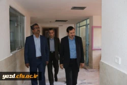 بازدید معاون طرح و برنامه و توسعه منابع دانشگاه فرهنگیان از پردیس های استانی یزد
 3