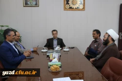 دیدار فرماندار شهرستان ابرکوه با مدیر پردیس های استان یزد
 5