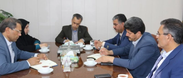 دیدار معاون آموزش ابتدایی اداره کل آموزش و پرورش استان با مدیر پردیس های استان یزد
 2