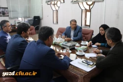 دیدار معاون آموزش ابتدایی اداره کل آموزش و پرورش استان با مدیر پردیس های استان یزد
 4