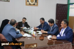 دیدار معاون آموزش ابتدایی اداره کل آموزش و پرورش استان با مدیر پردیس های استان یزد
 6