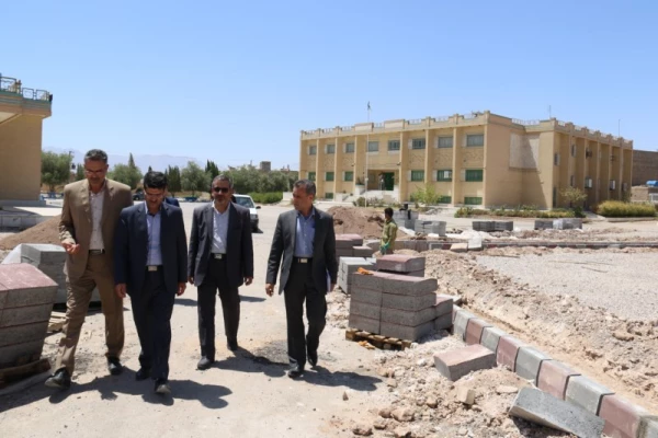 بازدید رئیس سازمان مدیریت و برنامه ریزی استان از پردیس حضرت فاطمه الزهرا (س) یزد

 4