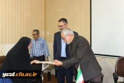 مراسم تکریم و تجلیل از تلاش های نیروهای شرکتی دانشگاه فرهنگیان یزد

 15