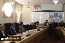 جلسه هماهنگی اعضای گروه های مصاحبه پذیرفته شدگان چند برابر ظرفیت دانشگاه فرهنگیان یزد 8