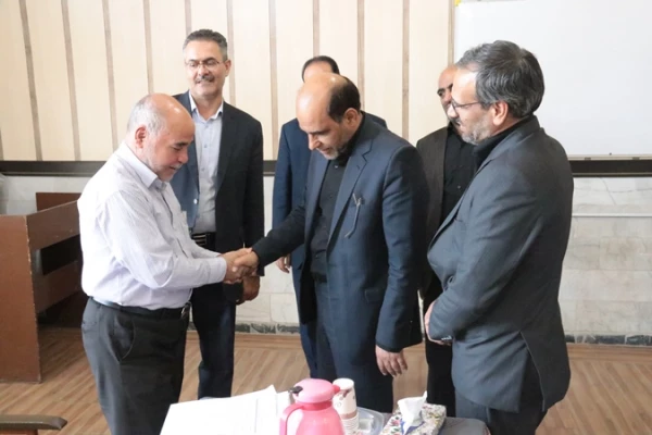 گزارش تصویری بازدید مدیر کل آموزش و پرورش استان، از روند گزینش معرفی شدگان چند برابر ظرفیت، دانشگاه فرهنگیان یزد 6