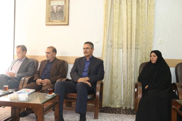 دیدار هیأت رئیسه دانشگاه فرهنگیان یزد با نماینده ولی فقیه و امام جمعه یزد 4