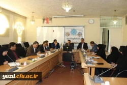 نشست هماهنگی امور کارورزی با مسئولین آموزش و پرورش استان
 9