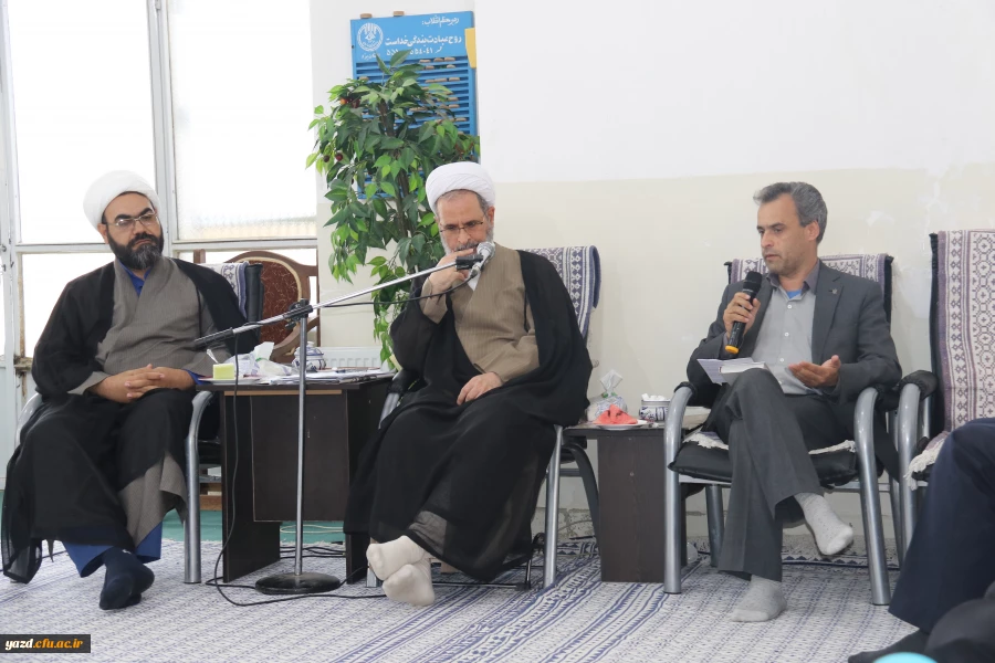 دیدار هیات رئیسه دانشگاه فرهنگیان یزد با حضرت آیت الله اعرافی
 7