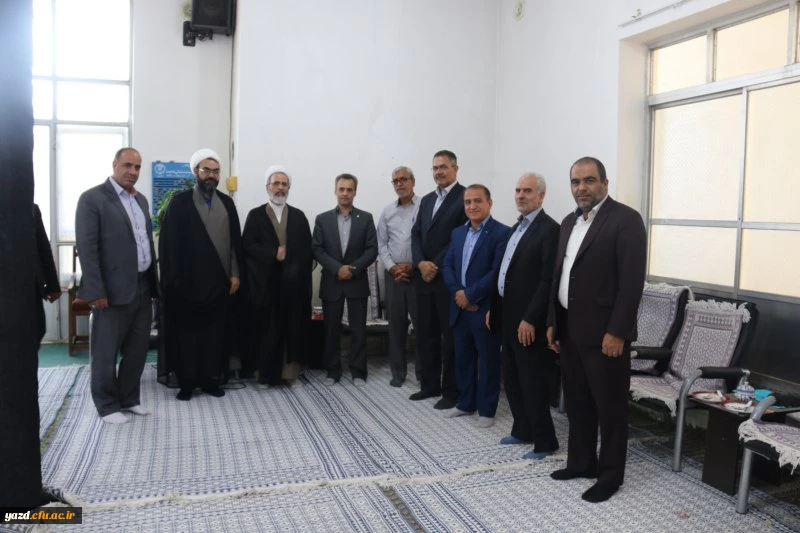 دیدار هیات رئیسه دانشگاه فرهنگیان یزد با حضرت آیت الله اعرافی
 2