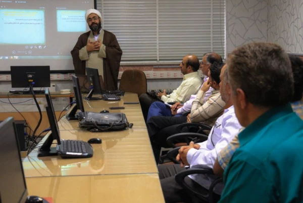  سومین دوره بالندگی با عنوان  آیین کارگزاری در اسلام و اخلاق سازمانی بر اساس آموزه های دینی  4