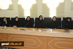 نشست مدیران دانشگاه فرهنگیان یزد با سرپرستان شبانه روزی پردیس های استان 3