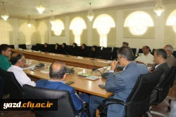 نشست مدیران دانشگاه فرهنگیان یزد با سرپرستان شبانه روزی پردیس های استان 7