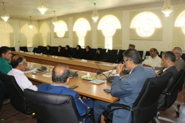 نشست مدیران دانشگاه فرهنگیان یزد با سرپرستان شبانه روزی پردیس های استان 7