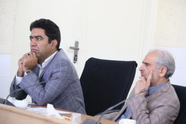 نشست مدیران دانشگاه فرهنگیان یزد با مشاوران پردیس های استان 3