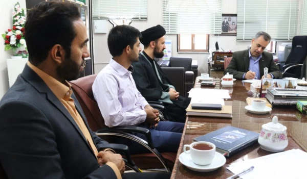 نشست مشترک مسئولین دبیرخانه بینش مطهر استان با مسئولین دانشگاه فرهنگیان استان یزد  4